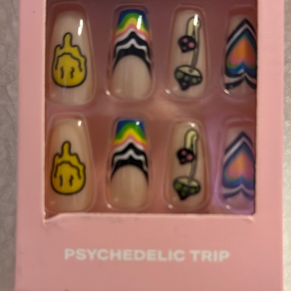 CLOSET WIDE CLEARANCE Bundle and Save! - Picture 15 of 17